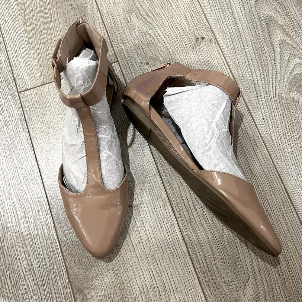 Kenneth Cole REACTION Patent Nude Sandals